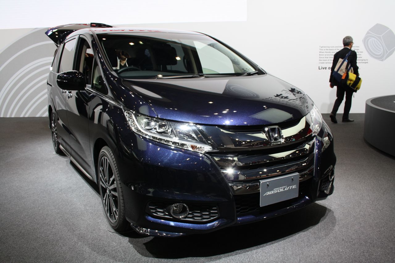 2014-Honda-Odyssey-Absolute[1]