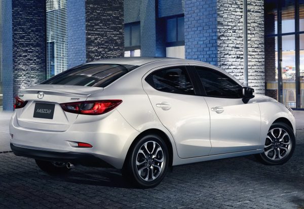 2016-Mazda2-Sedan-15[1]