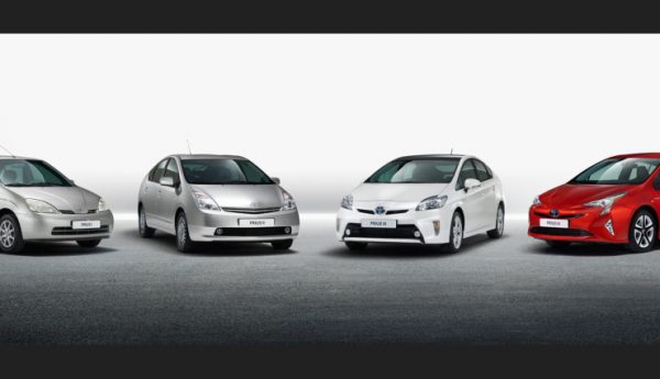 Toyota-Prius-2016-13-740x425[1]