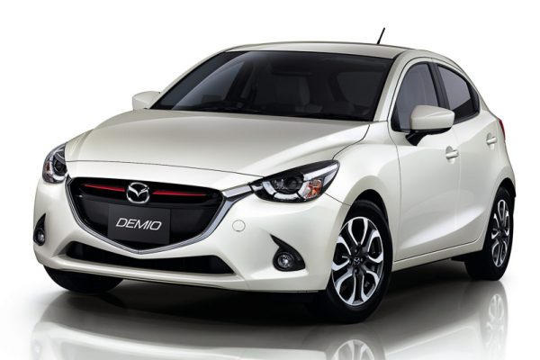 all-new-mazda2-goes-on-sale-in-japan-from-135-million-yen-video_9[1]