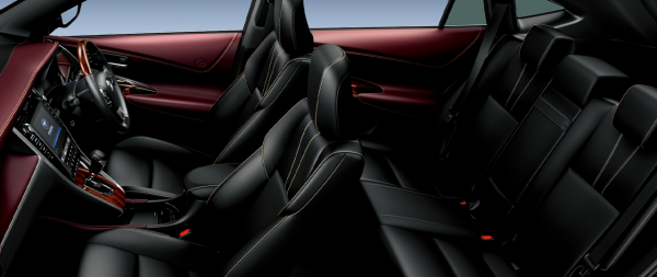 carlineup_harrier_interior_seat_2_01_pc