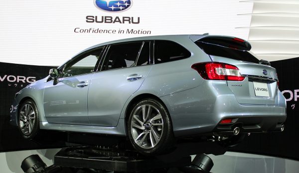 ２subaru-levorg-8-free-car-hd-wallpaper[1]