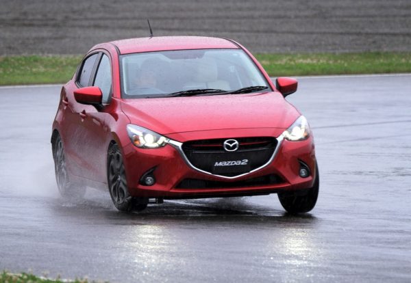 mazda4[1]