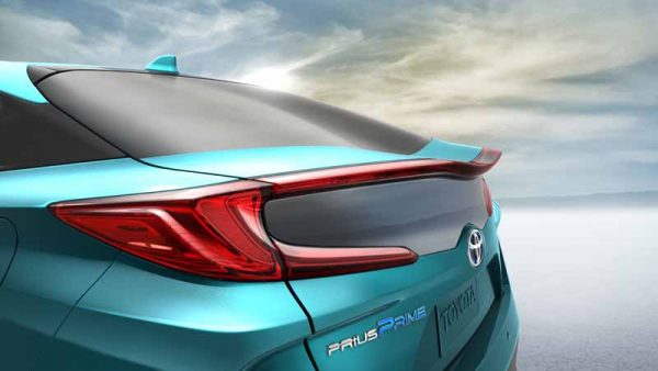 toyota-exhibited-the-new-prius-phv-us-brand-name-prius-prime-to-ny-auto-show20160323-22[1]